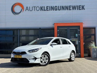 Kia Ceed (2023) — foto 1
