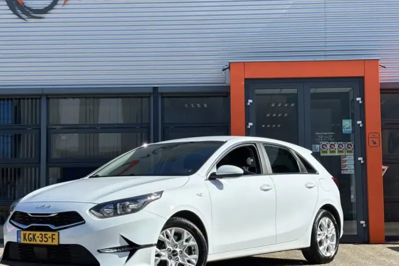 Kia Ceed (2023)