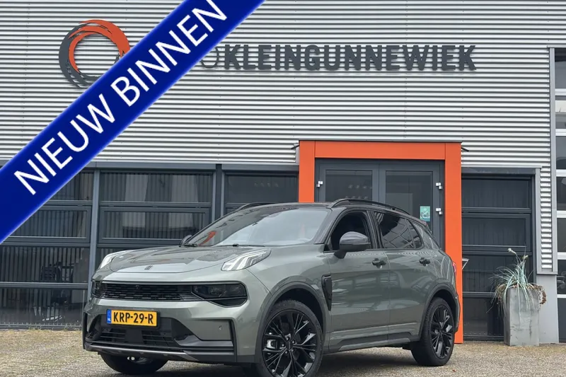 Lynk & Co 01 (2025)