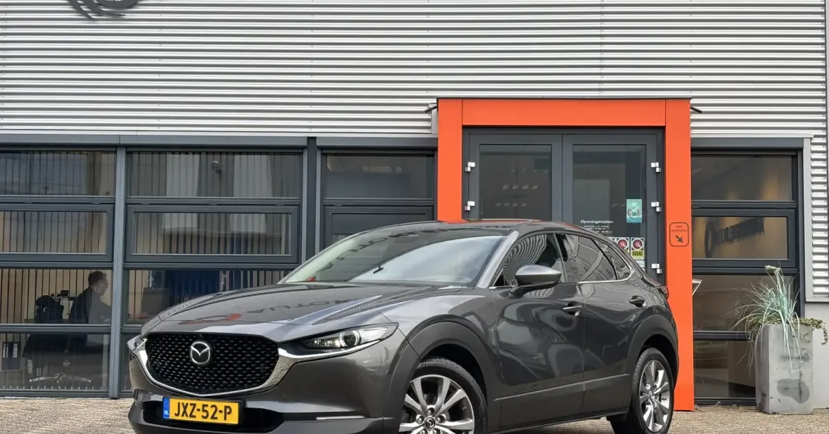 Mazda CX-30 (2025) — foto 1