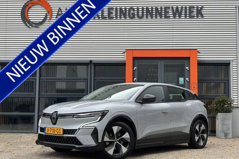 Renault Mégane E-Tech (2023)