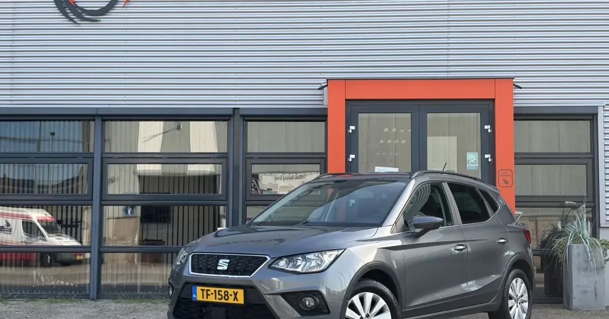 SEAT Arona (2018) — foto 1