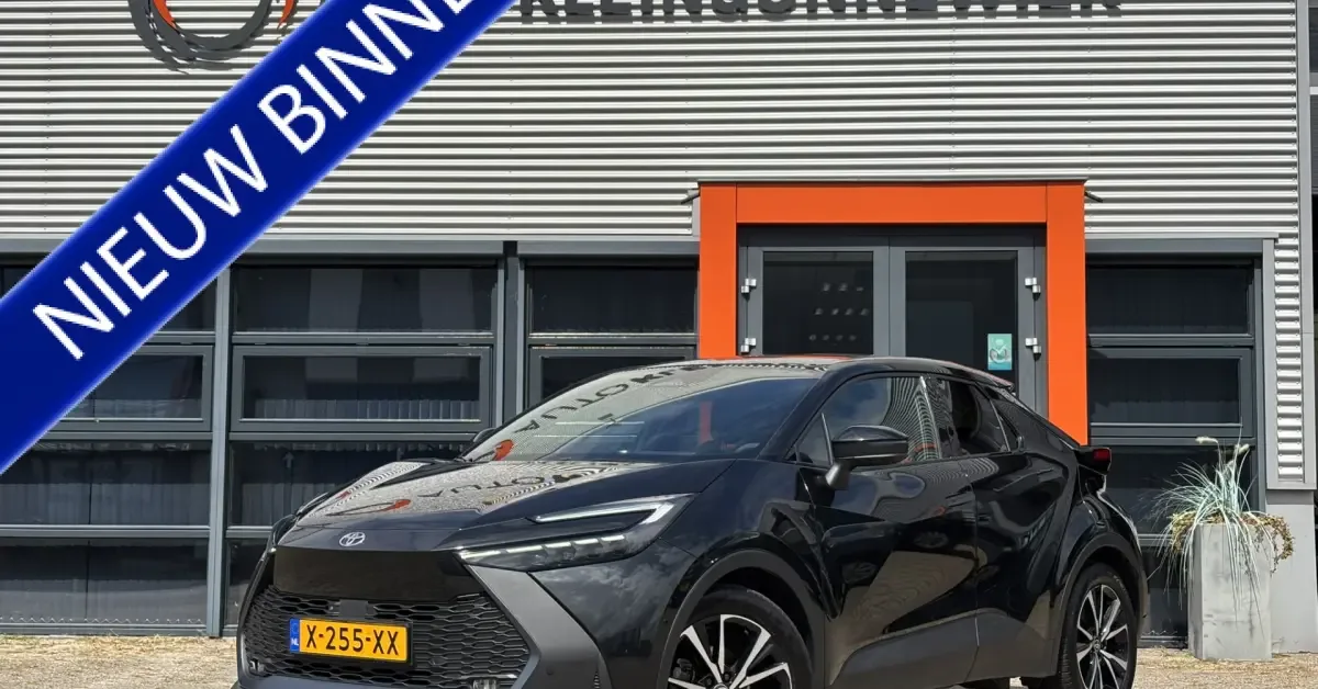 Toyota C-HR (2024) — foto 1