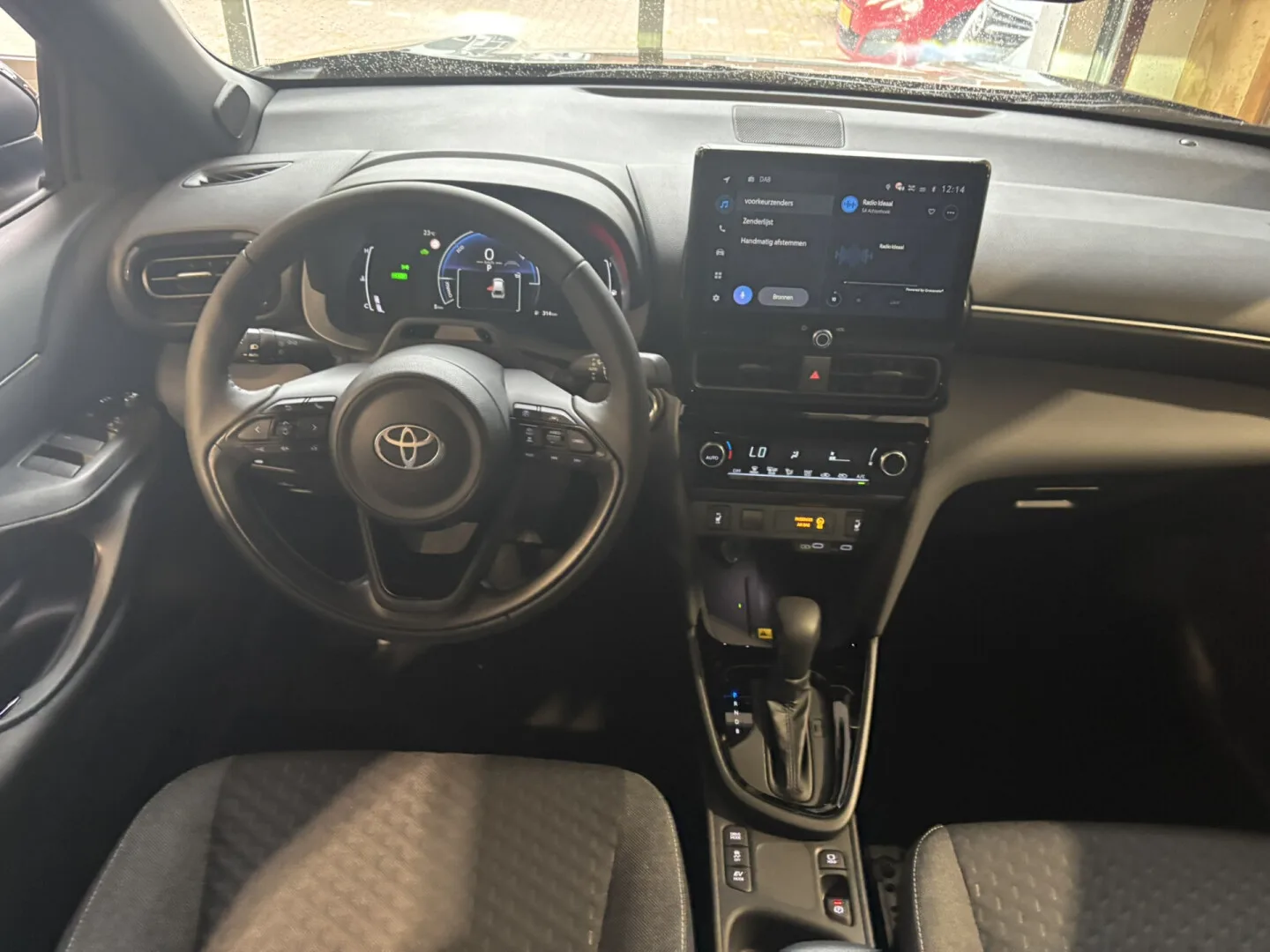 Toyota Yaris Cross (2026) — foto 1