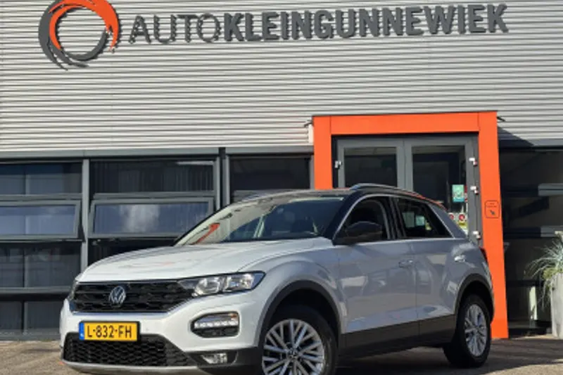 Volkswagen T-Roc (2021)