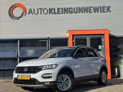 Volkswagen T-Roc (2021) — foto 1