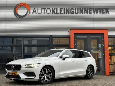 Volvo V60 (2023) — foto 1