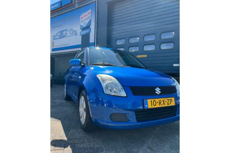 Suzuki Swift (2005)