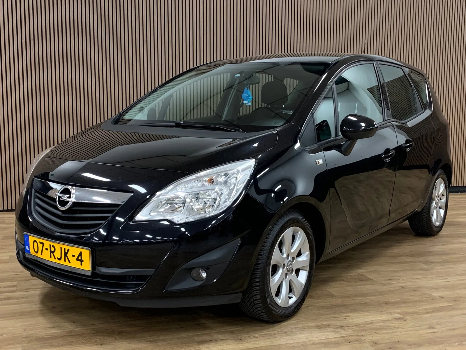 Opel Meriva (2011) — foto 1