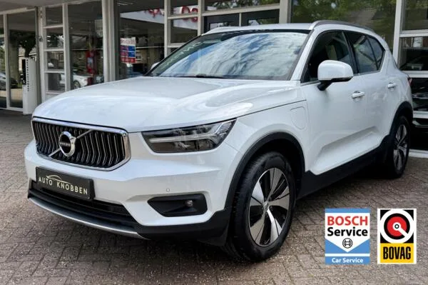 Volvo XC40 (2020) — foto 1