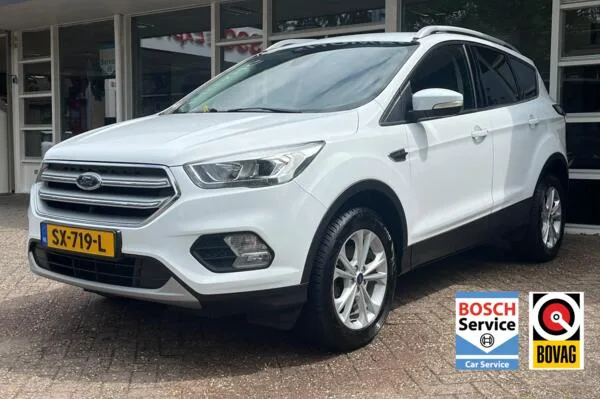 Ford Kuga (2017) — foto 1