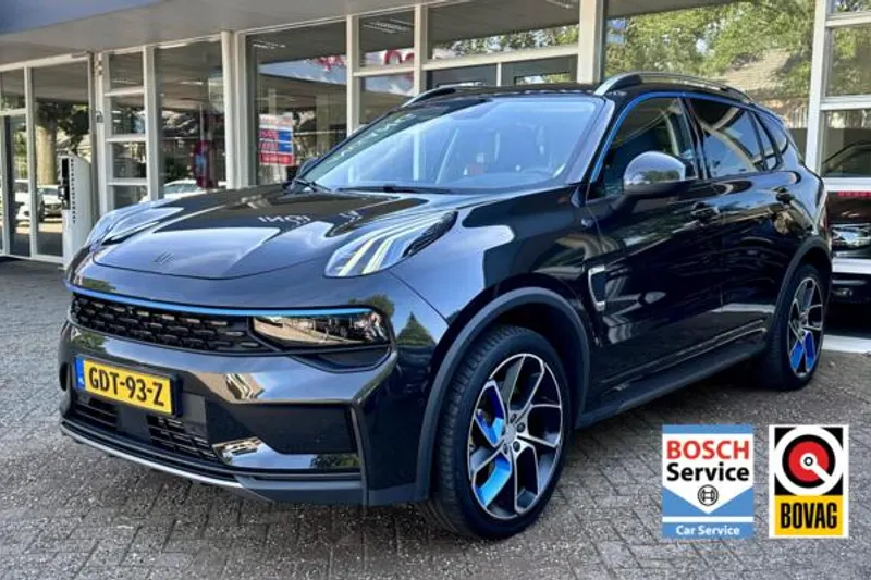 Lynk & Co 01 (2022)