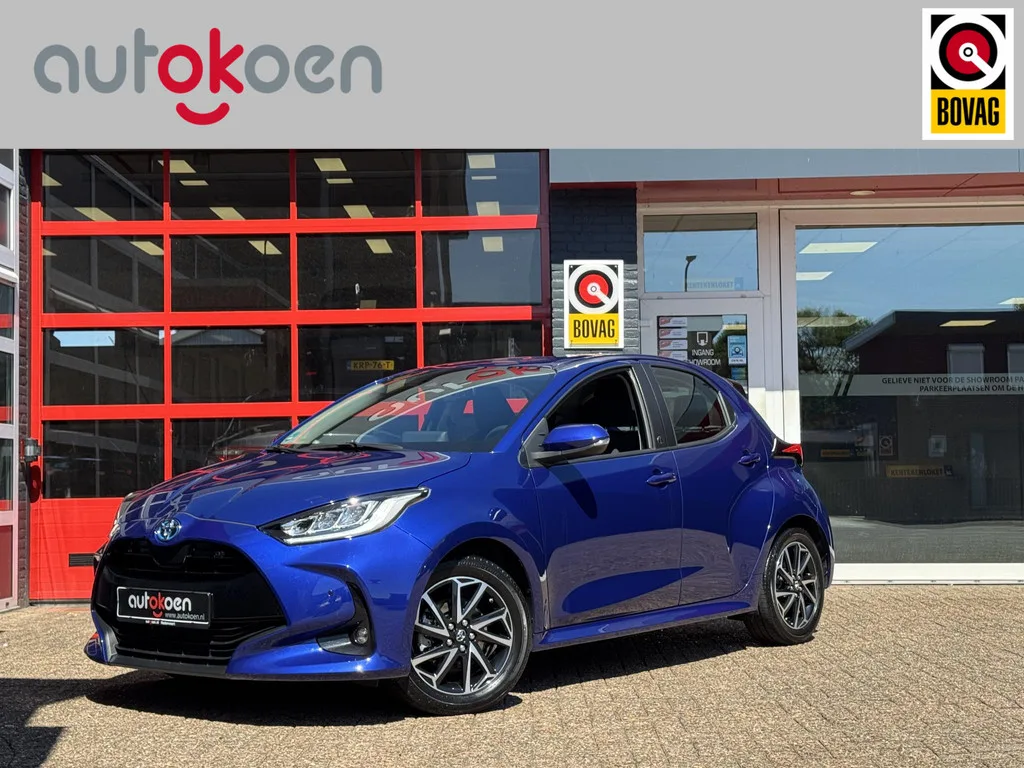 Toyota Yaris (2023) — foto 1