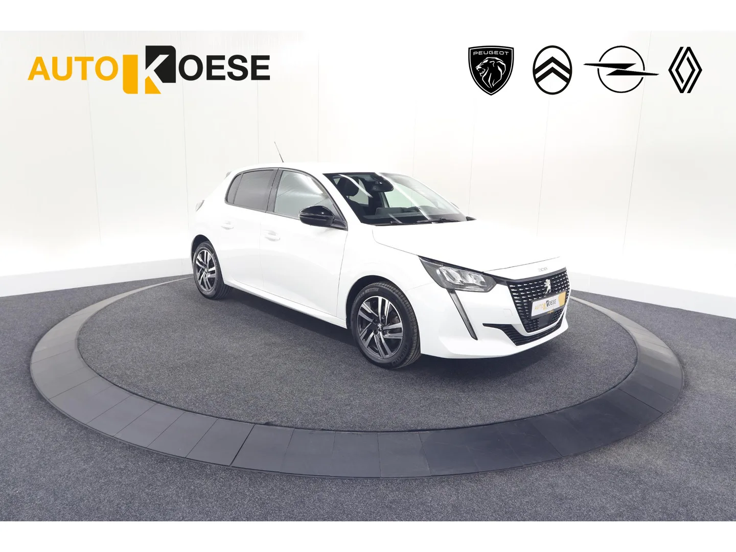 Peugeot 208 (2023) — foto 1