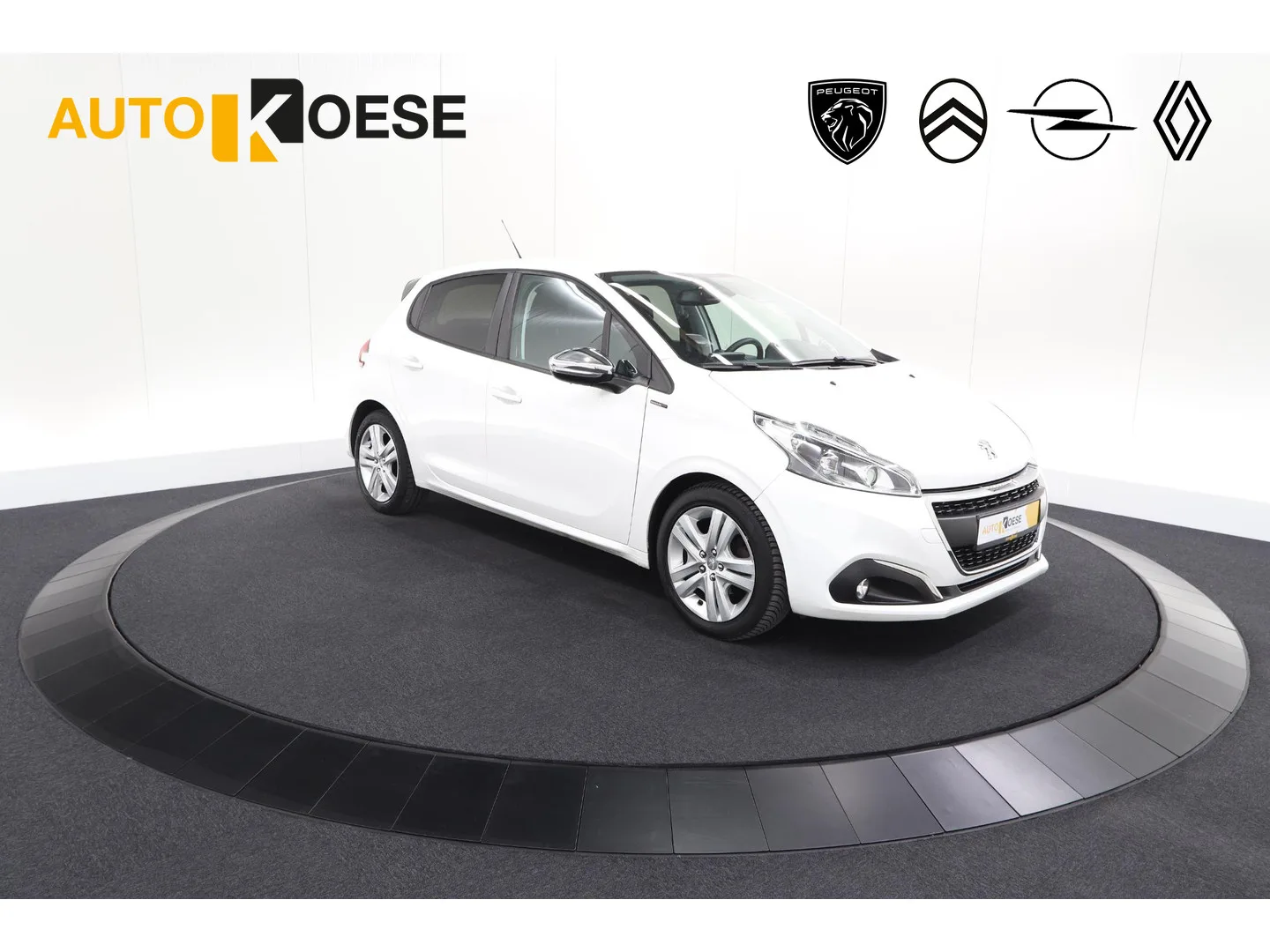 Peugeot 208 (2019) — foto 1