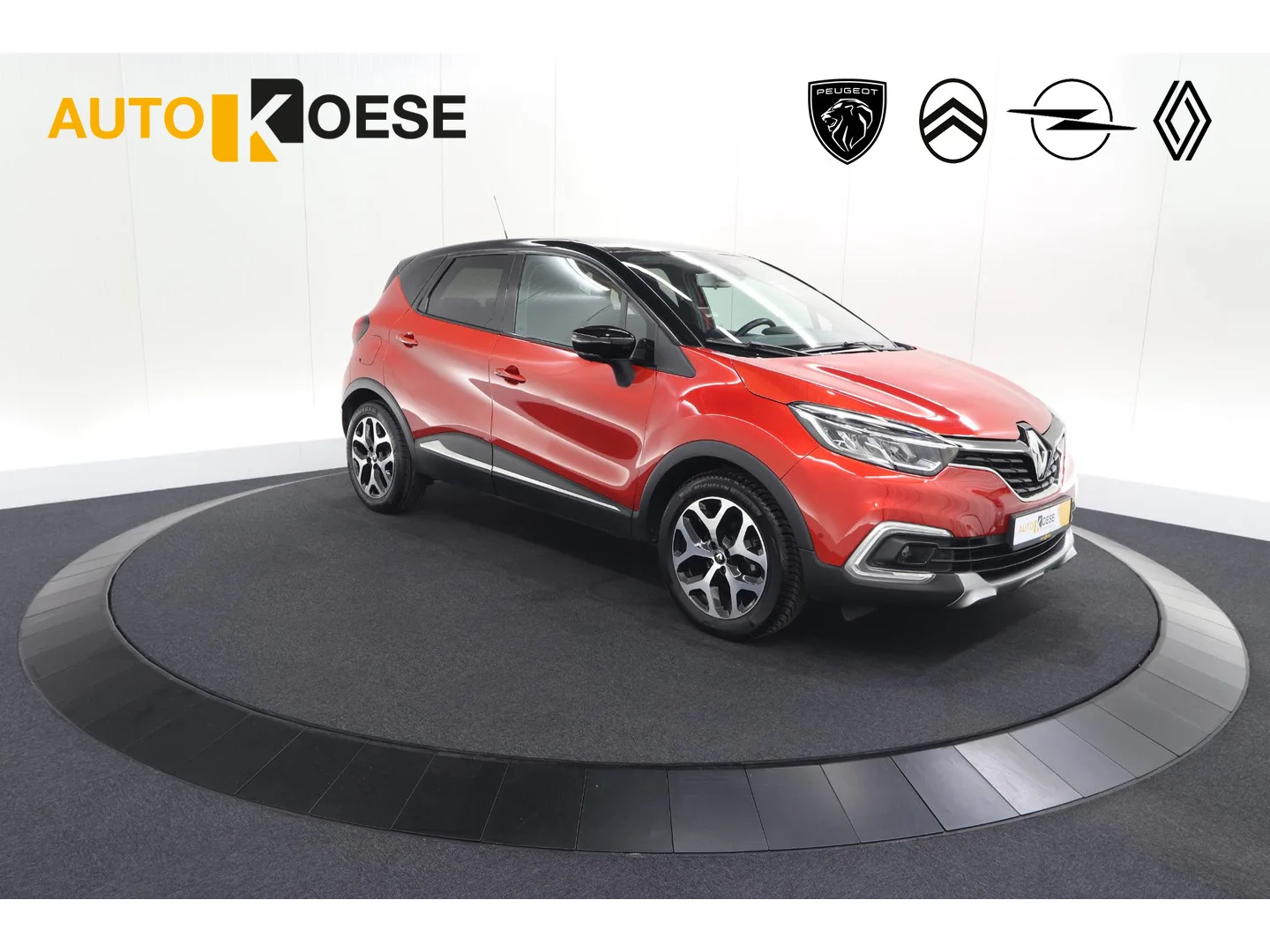 Renault Captur (2018) — foto 1