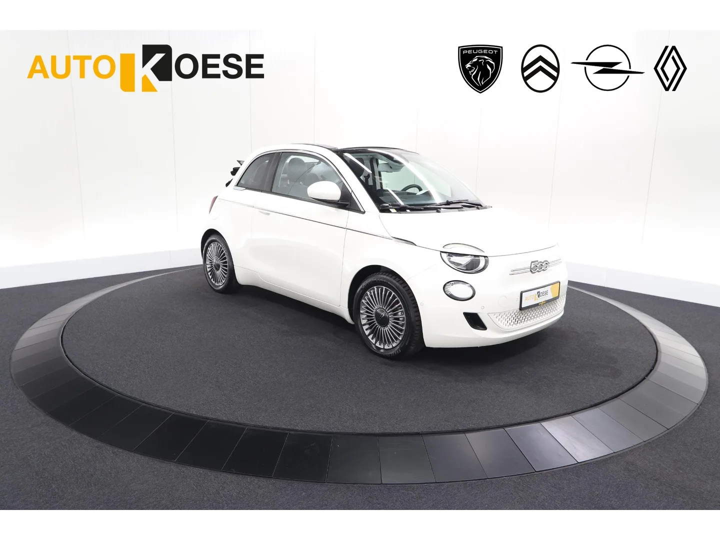 Fiat 500C (2023) — foto 1