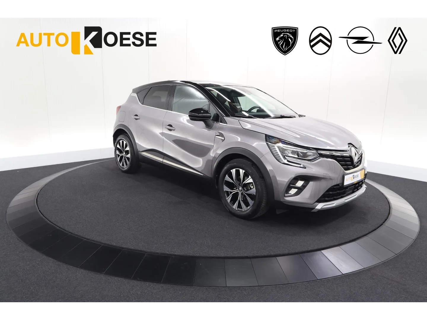 Renault Captur (2022) — foto 1