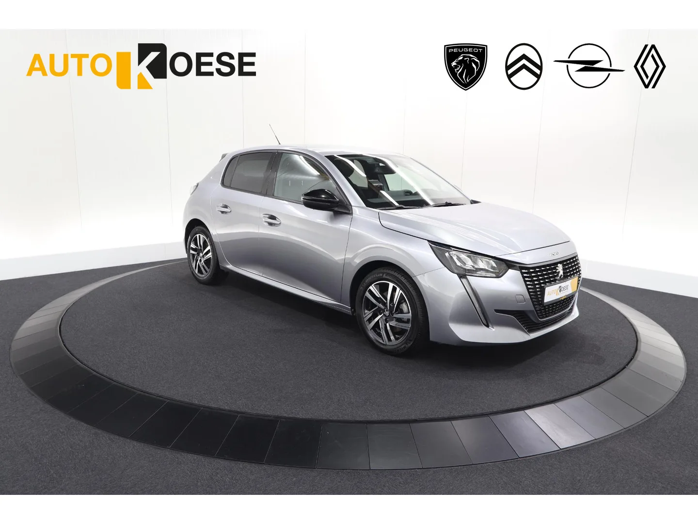 Peugeot 208 (2022) — foto 1