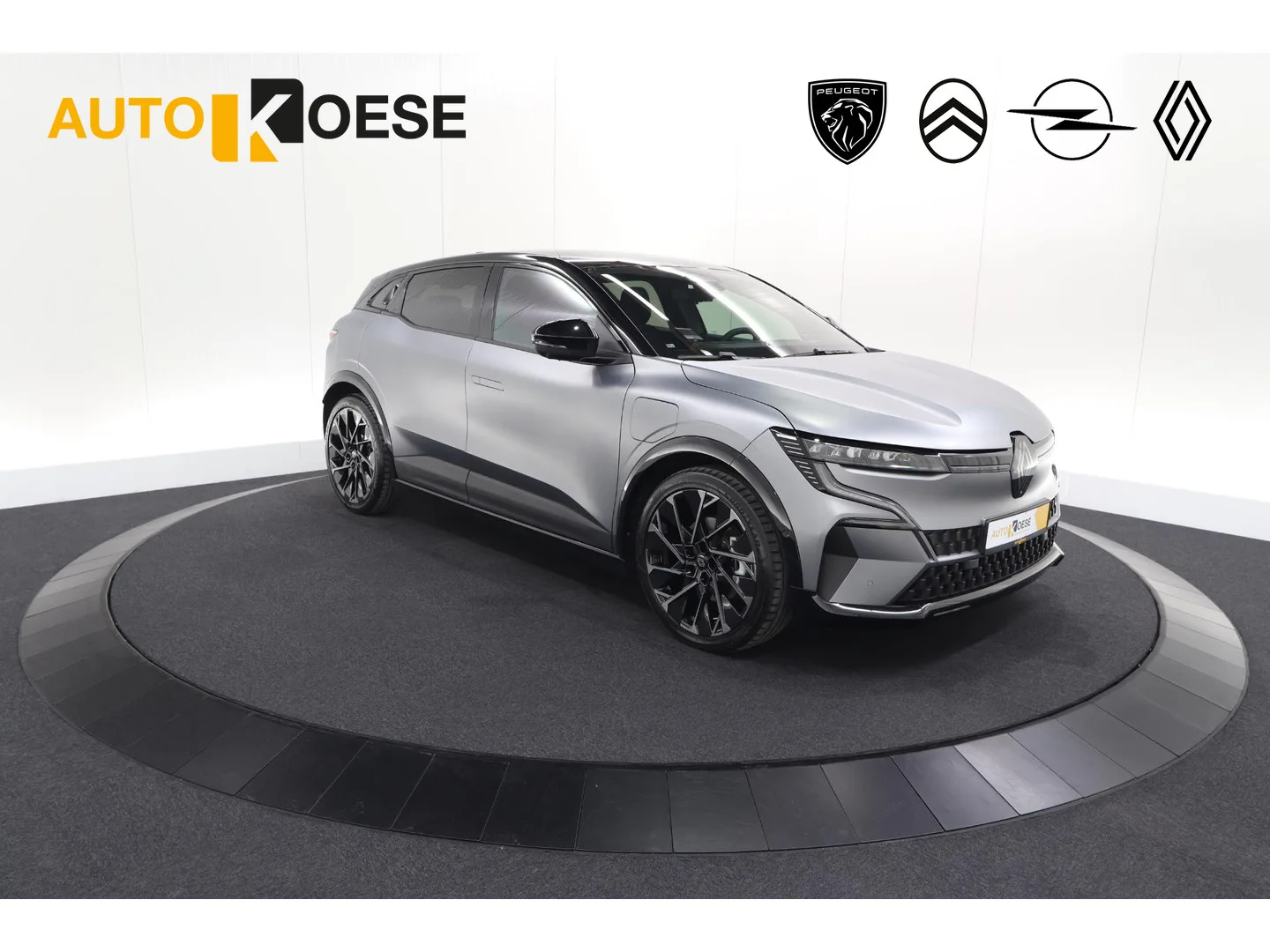 Renault Mégane E-Tech (2025) — foto 1