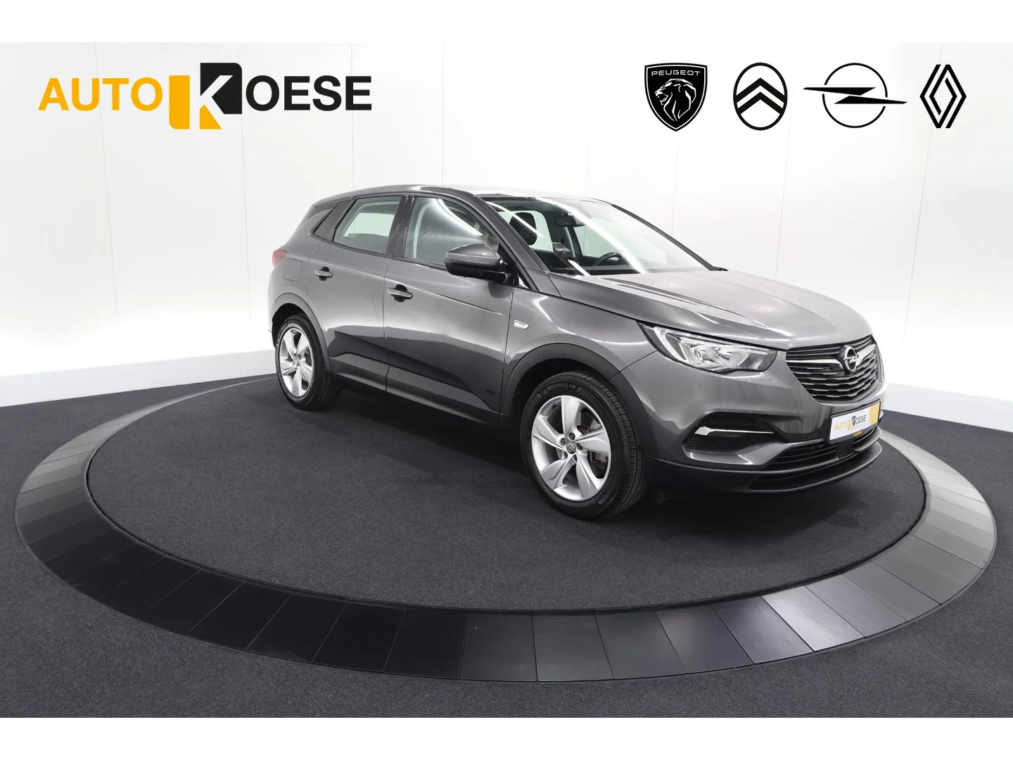 Opel Grandland X (2021) — foto 1