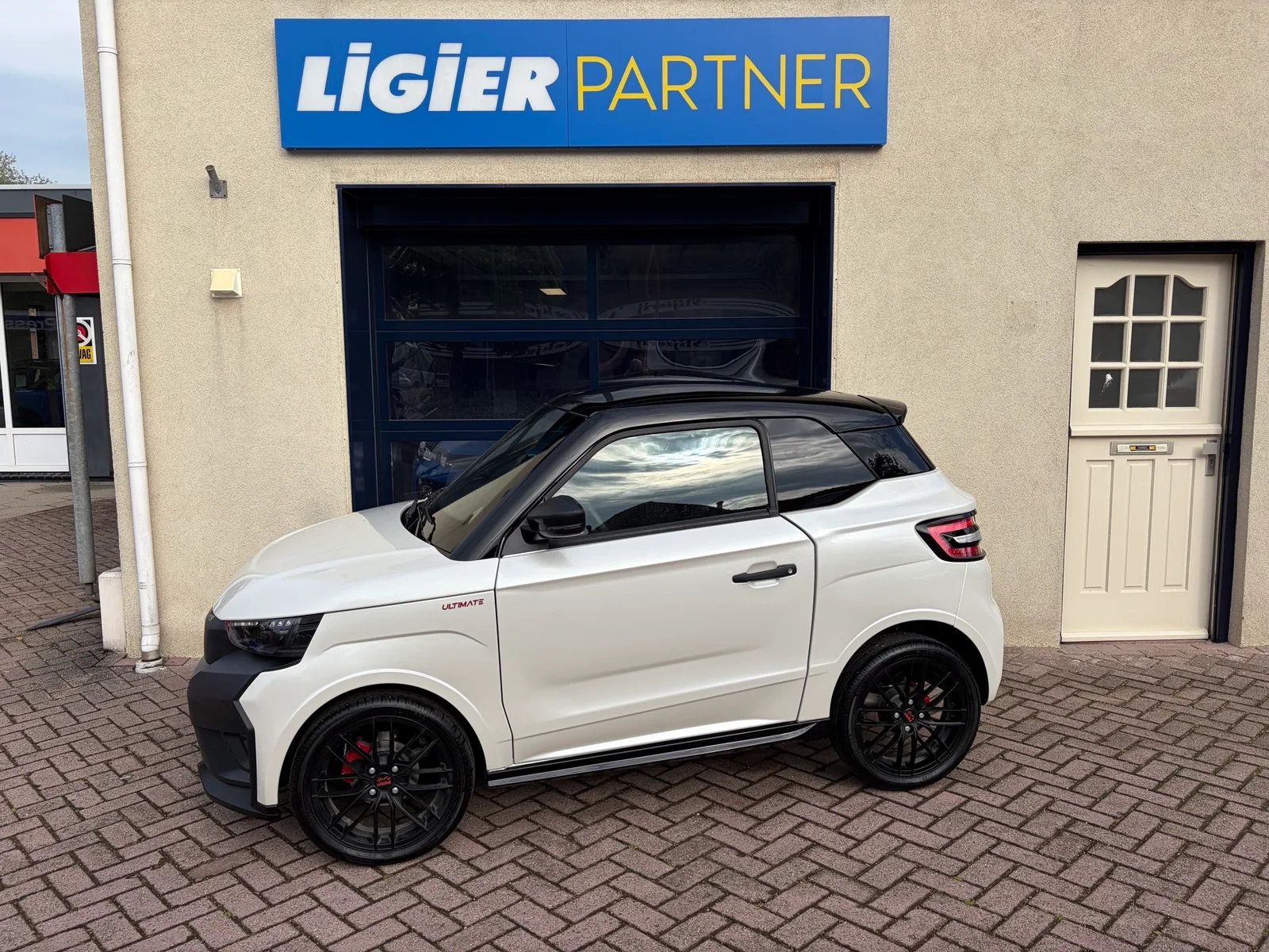 Ligier JS50 (2025) — foto 1