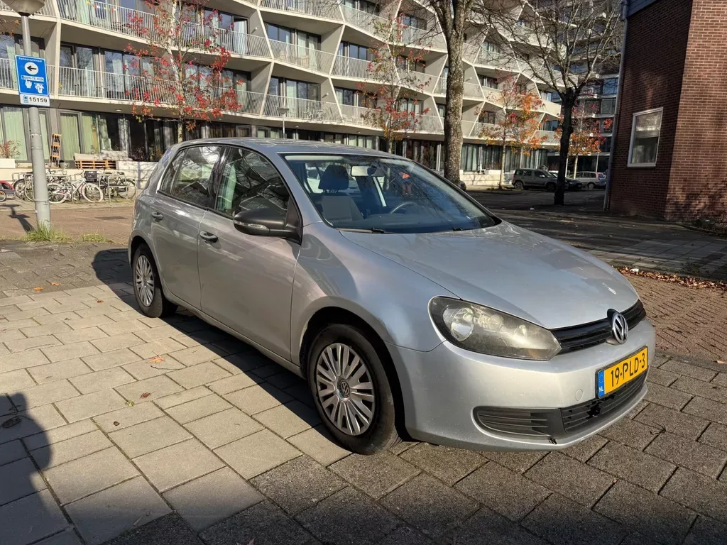 Volkswagen Golf (2011) — foto 1