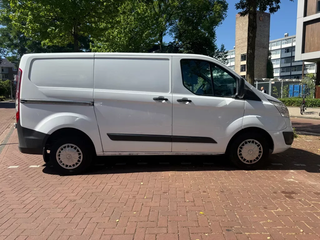 Ford Transit Custom (2014) — foto 1