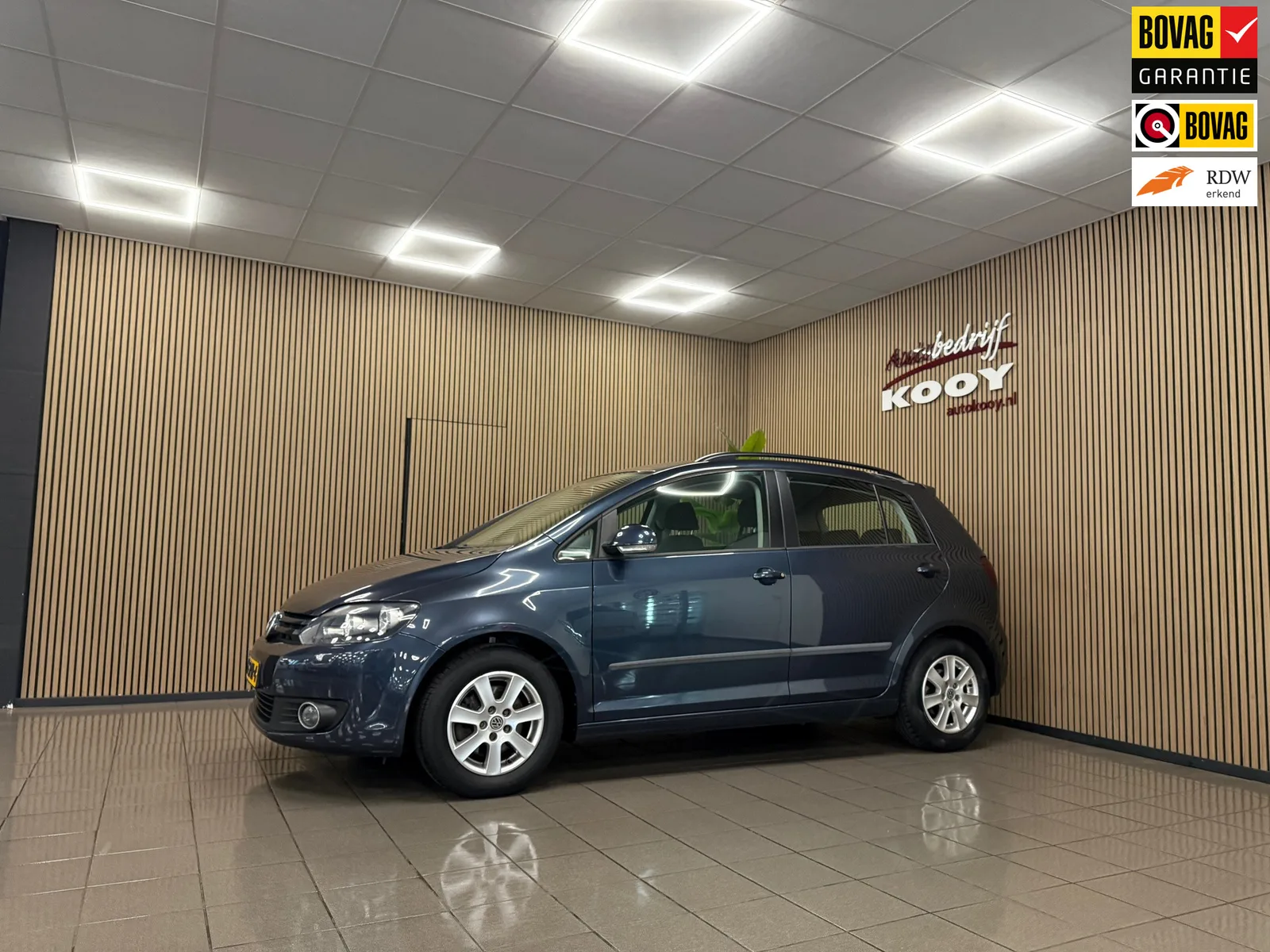 Volkswagen Golf (2010) — foto 1