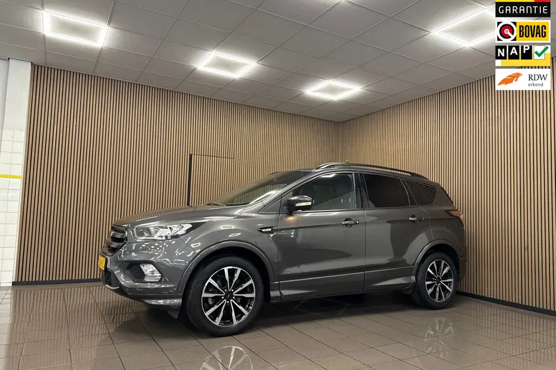 Ford Kuga (2017)