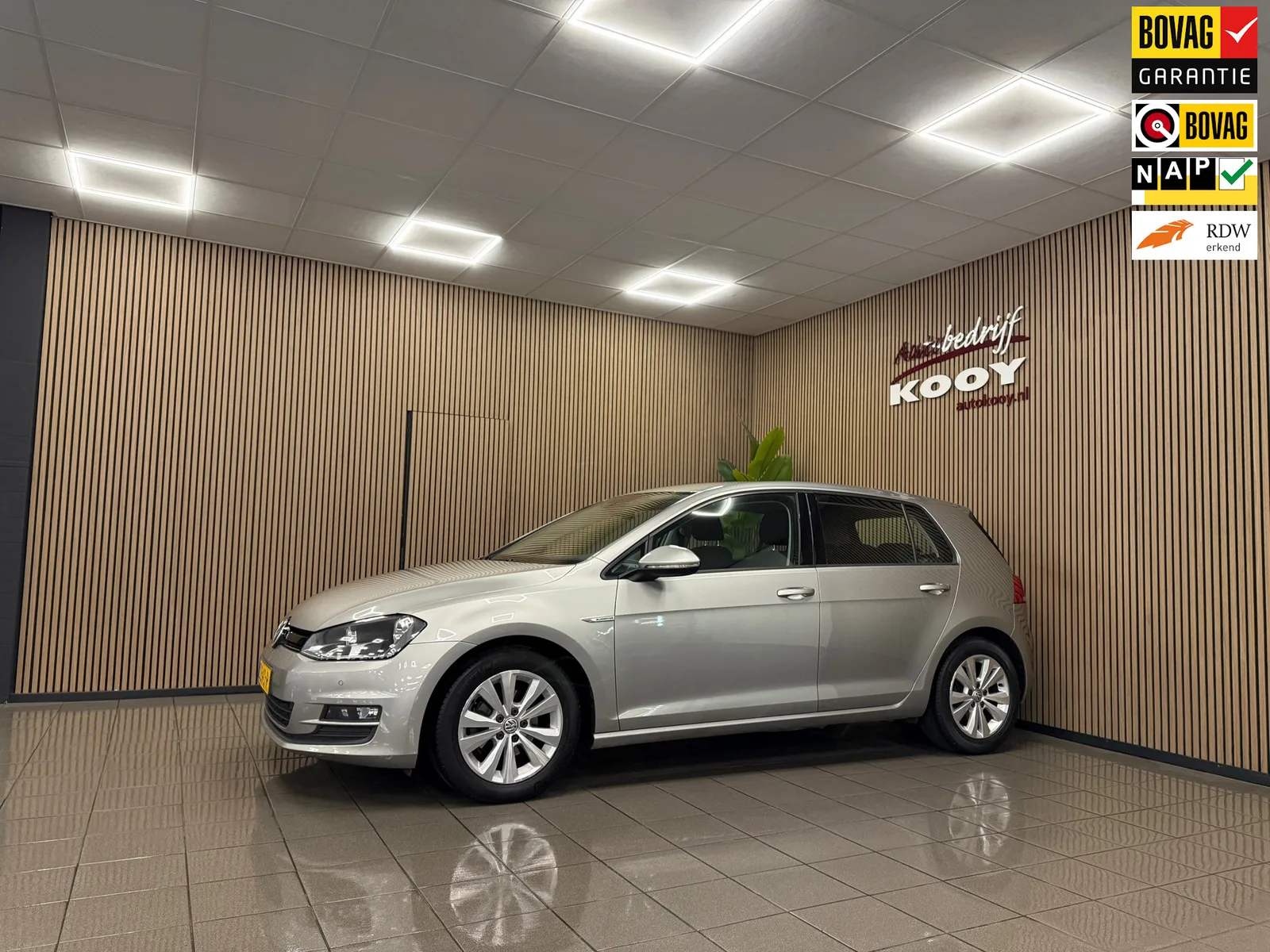 Volkswagen Golf (2017) — foto 1