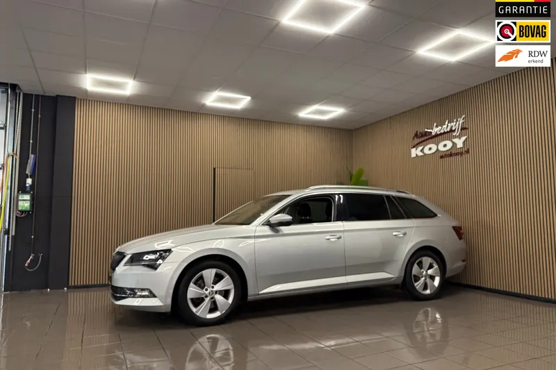 Škoda Superb (2017)