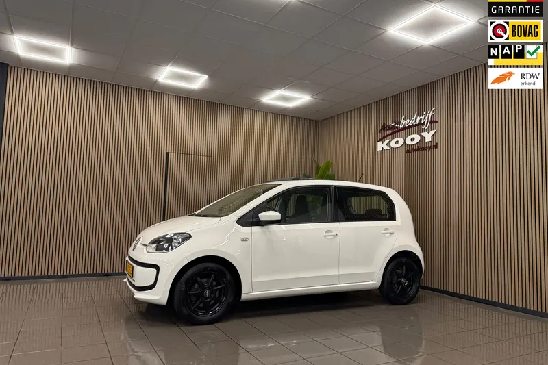 Volkswagen Up! (2015)