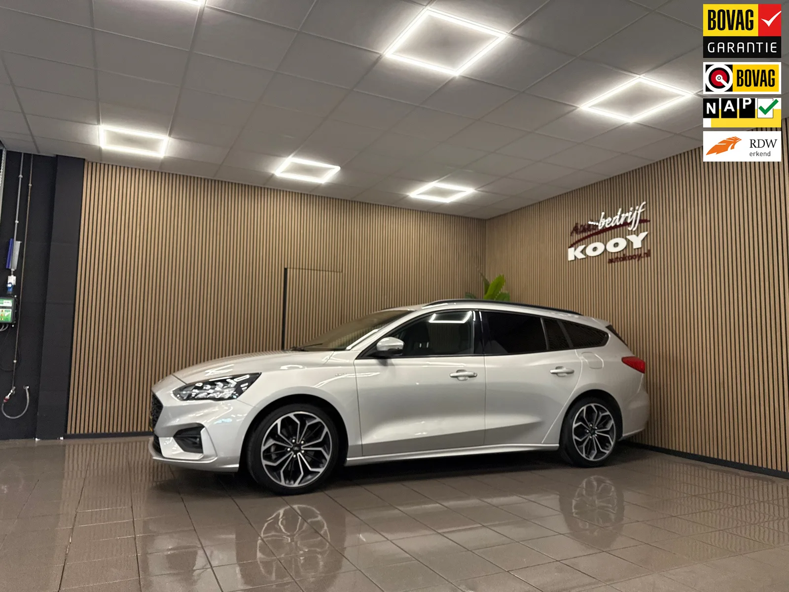 Ford Focus (2019) — foto 1