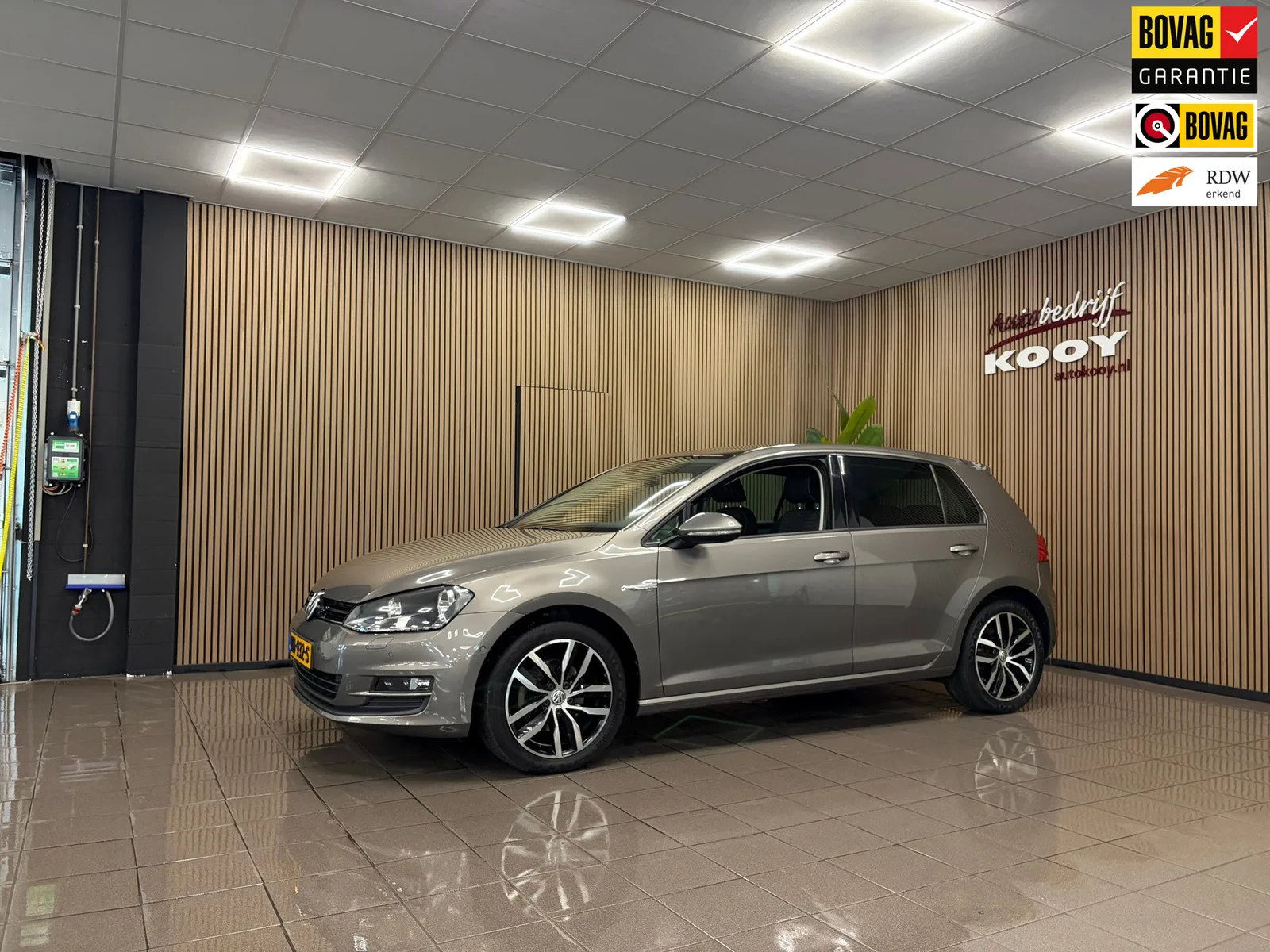 Volkswagen Golf (2015) — foto 1