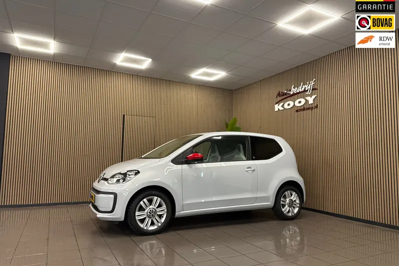 Volkswagen Up! (2017)