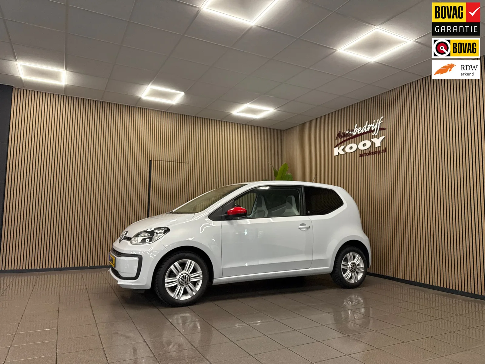 Volkswagen Up! (2017) — foto 1