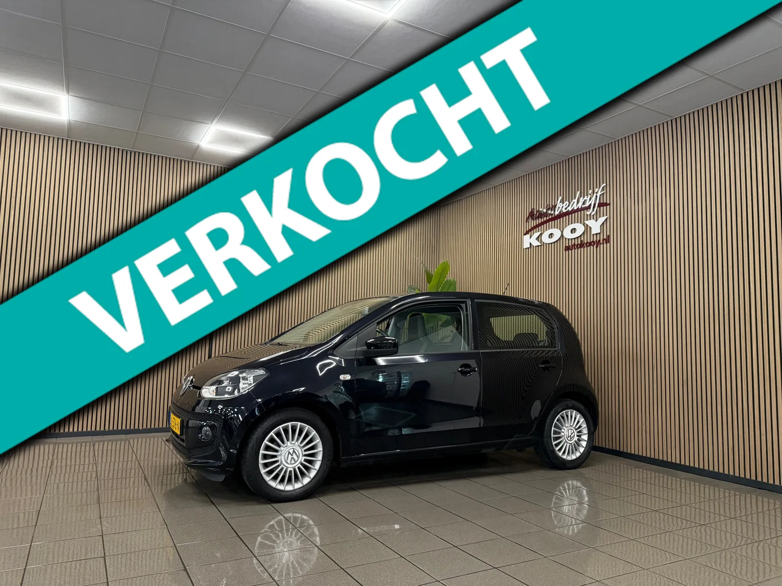 Volkswagen Up! (2015) — foto 1