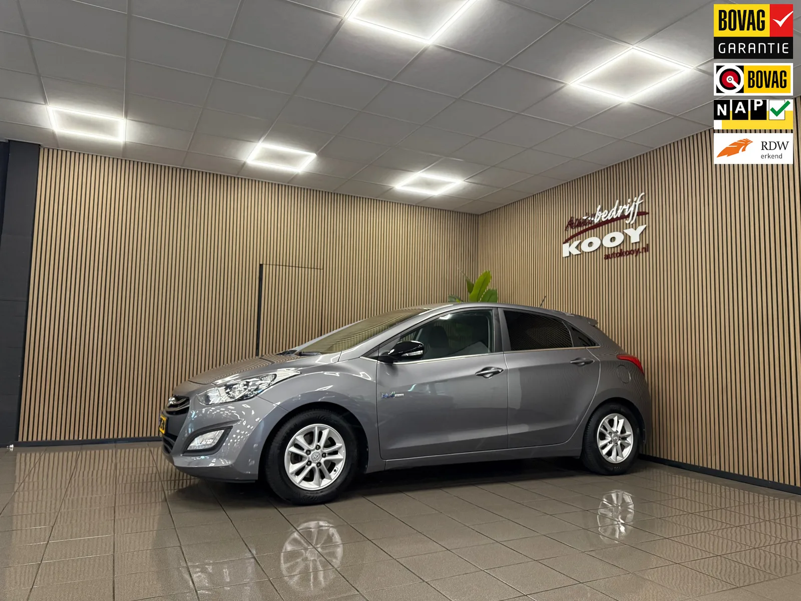 Hyundai i30 (2015) — foto 1