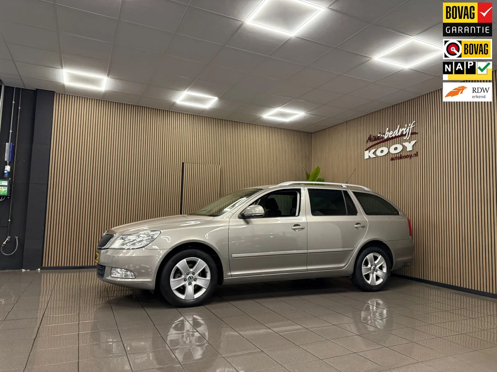 Škoda Octavia (2011) — foto 1