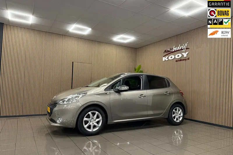 Peugeot 208 (2015)