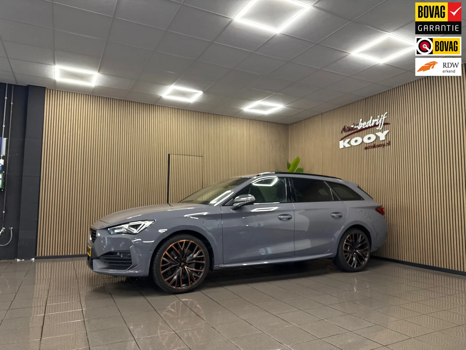 CUPRA Leon Sportstourer (2021) — foto 1