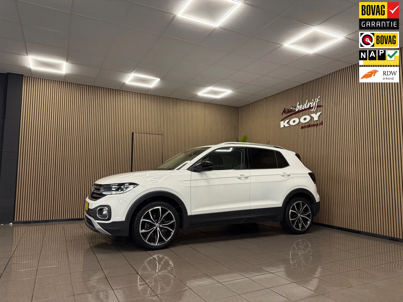 Volkswagen T-Cross (2020) — foto 1