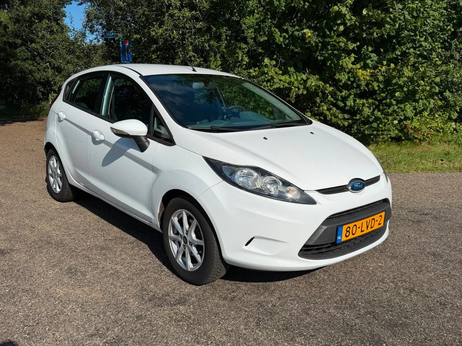 Ford Fiesta (2010) — foto 1