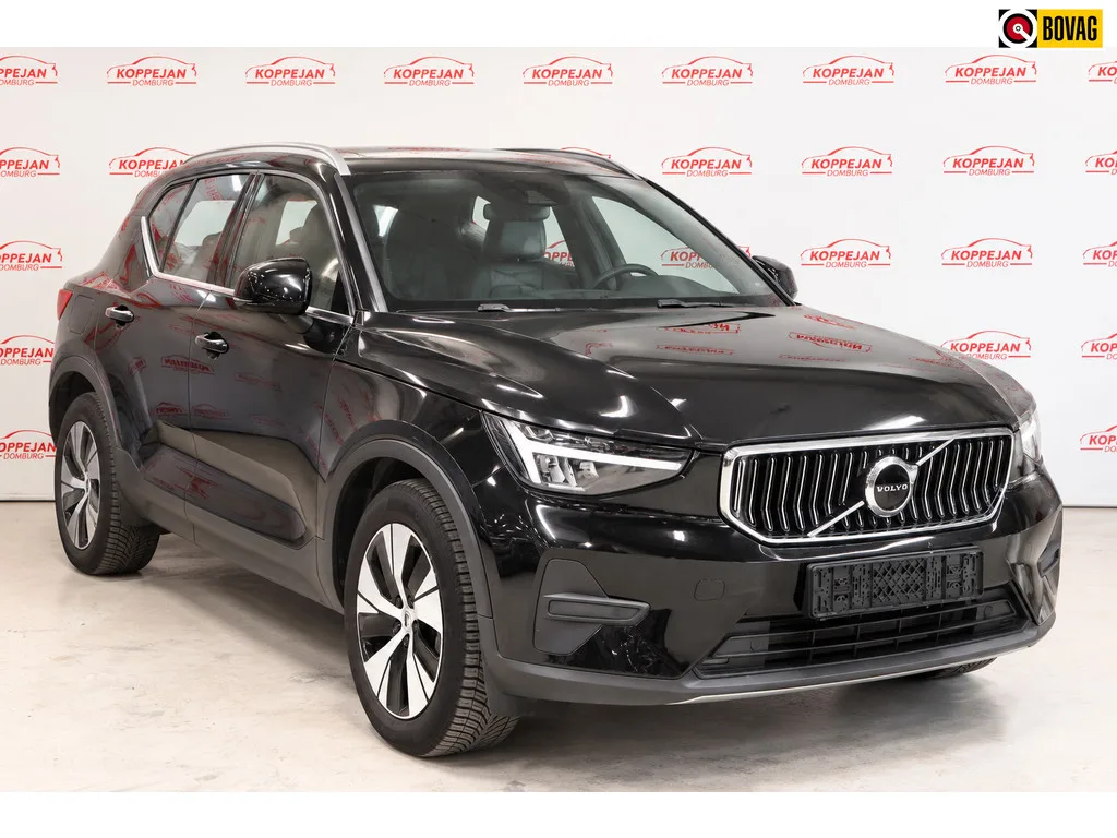 Volvo XC40 (2022) — foto 1