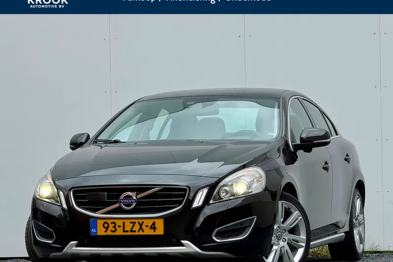 Volvo S60 (2010)