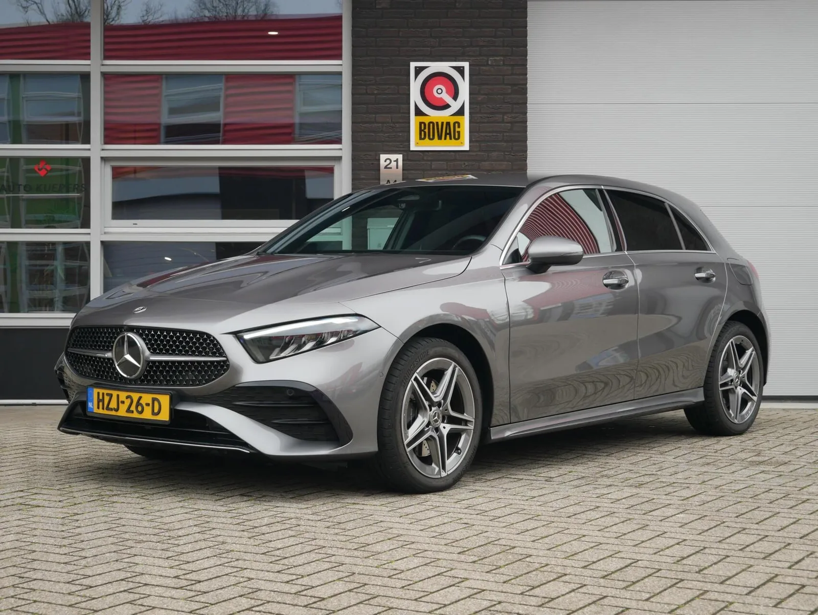 Mercedes-Benz A-Klasse (2024) — foto 1