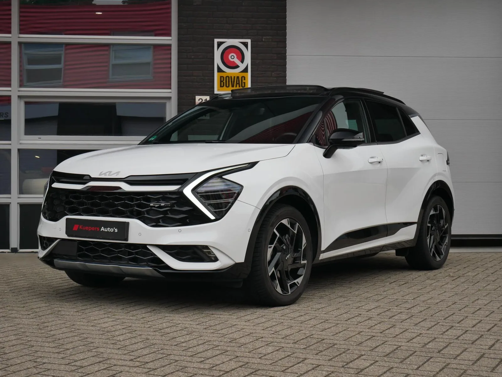 Kia Sportage (2022) — foto 1