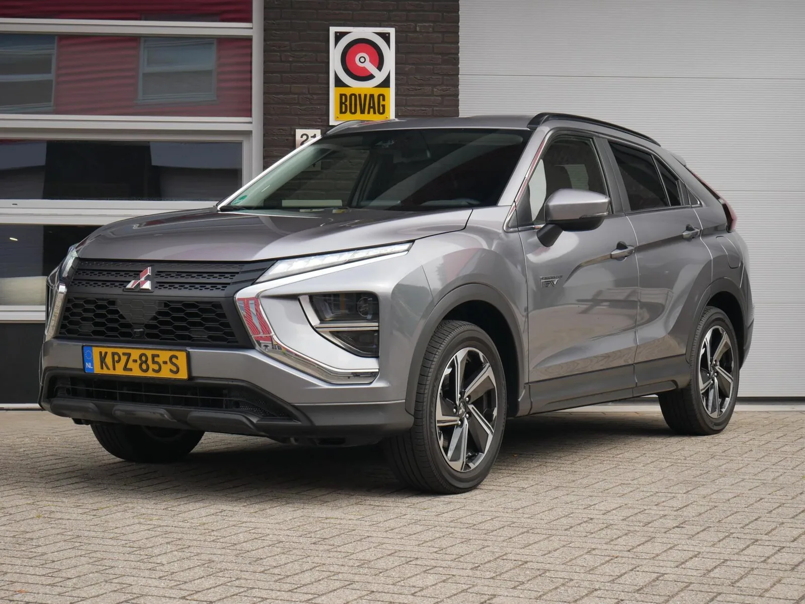Mitsubishi Eclipse Cross (2022) — foto 1
