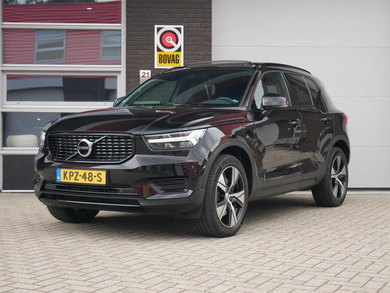 Volvo XC40 (2021) — foto 1